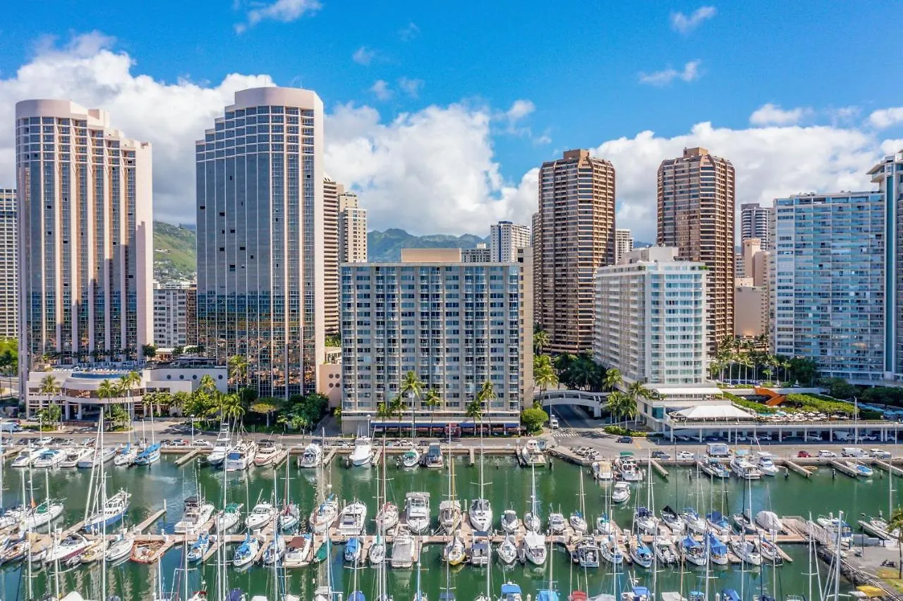 Apartament *Remodeled Oceanfront In Waikiki - Ilikai Marina Honolulu Stany Zjednoczone Ameryki