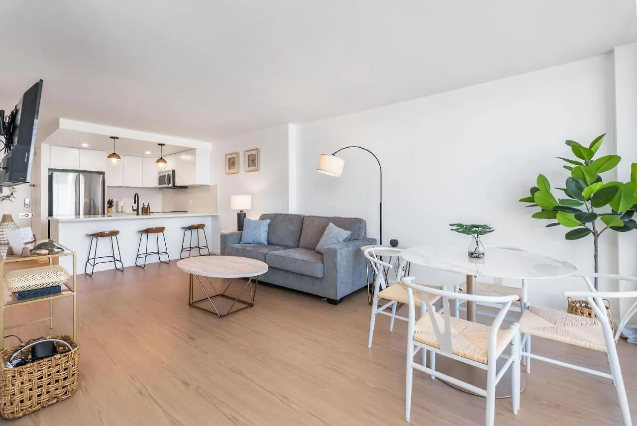 Apartament *Remodeled Oceanfront In Waikiki - Ilikai Marina Honolulu